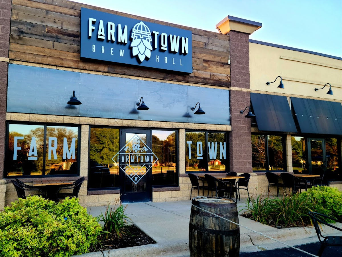 Watercolor Floral Class with Farmtown Brew Hall
